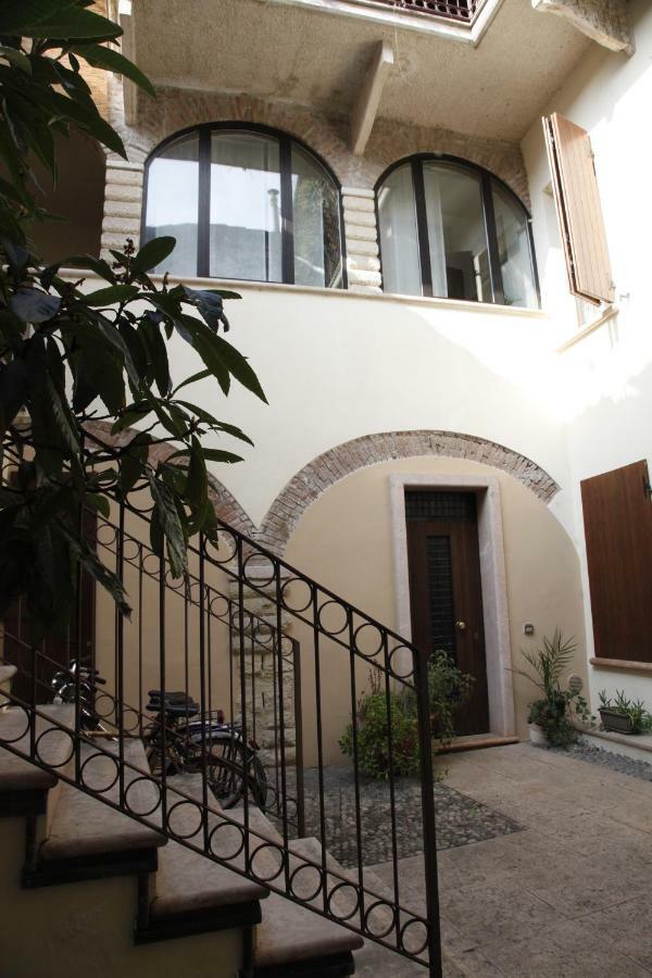 Mirko Apartment Verona Exteriér fotografie